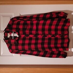 Melloday XL women's  black and red flannel shirt
